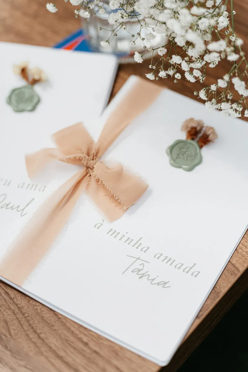 Carta de amor entre os detalhes do dia